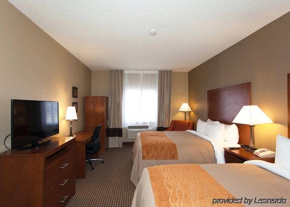 Comfort Inn & Suites Bellevue - Omaha Offutt Afb Екстериор снимка