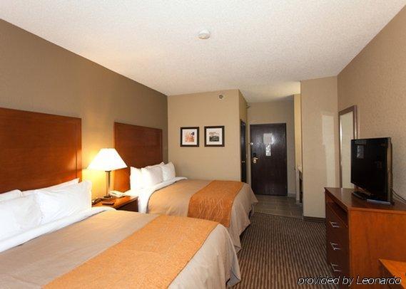 Comfort Inn & Suites Bellevue - Omaha Offutt Afb Екстериор снимка