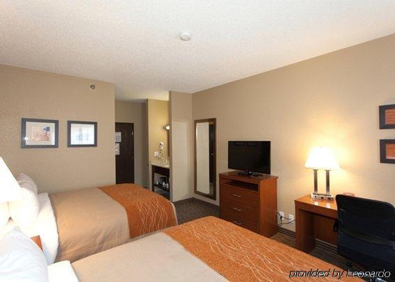 Comfort Inn & Suites Bellevue - Omaha Offutt Afb Екстериор снимка