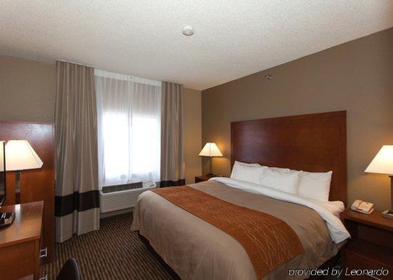 Comfort Inn & Suites Bellevue - Omaha Offutt Afb Екстериор снимка